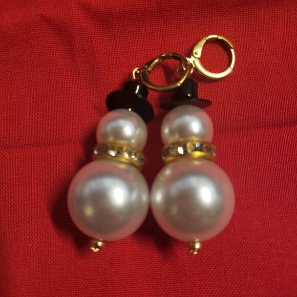 Festive Glass Pearl Snowman Drop Earrings - Picture 3 of 5
